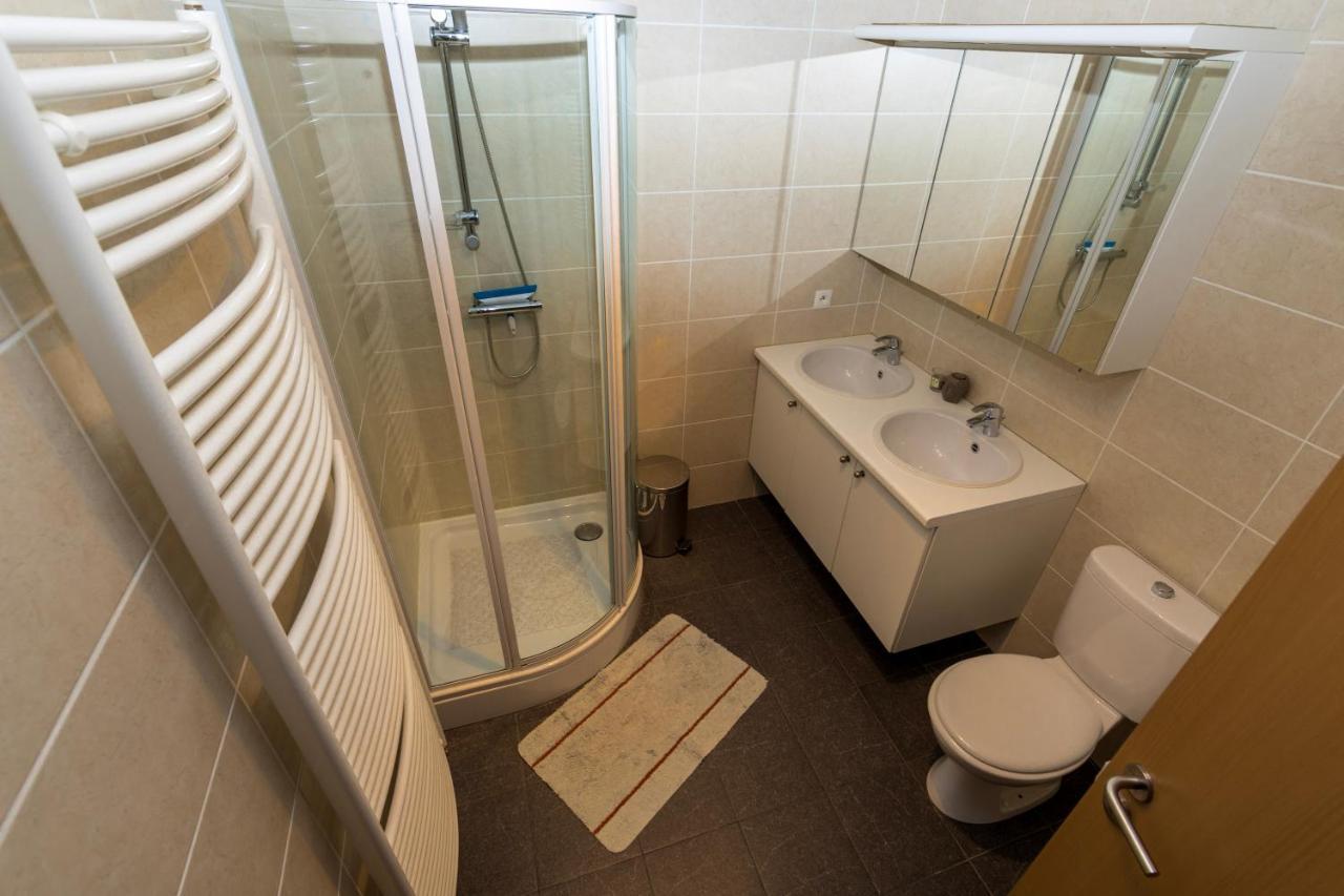 Huize Oesjoe Apartment เบรเดเน ภายนอก รูปภาพ